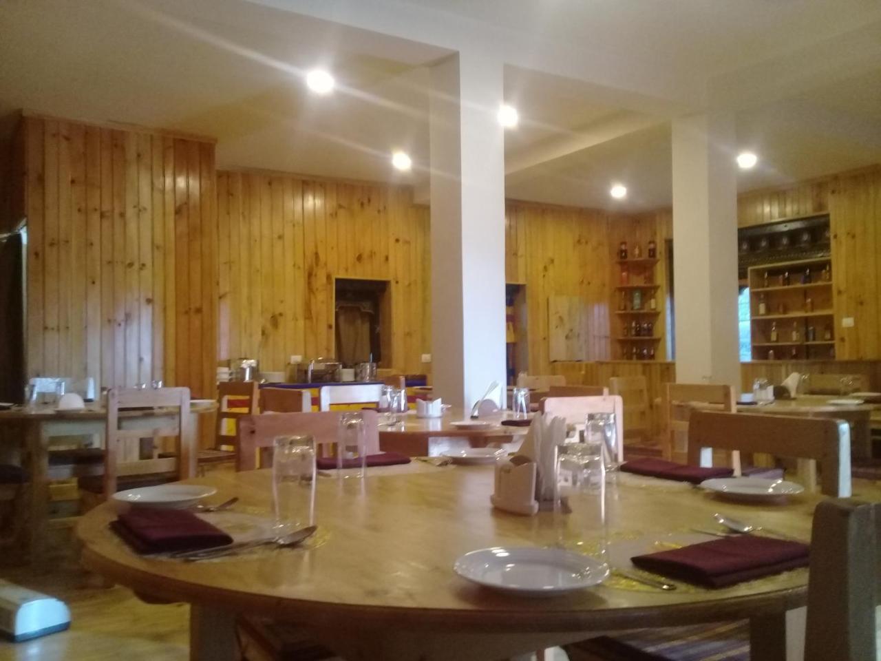 Odiyana Hotel Gangtey Gonpa Exteriör bild